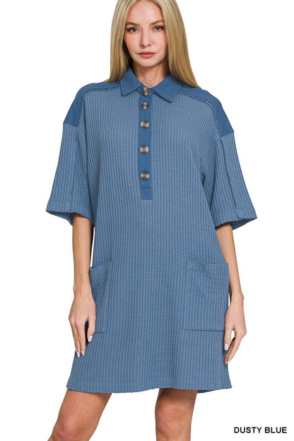 WAFFLE HALF-BUTTON DRESS WITH POCKET BLUE